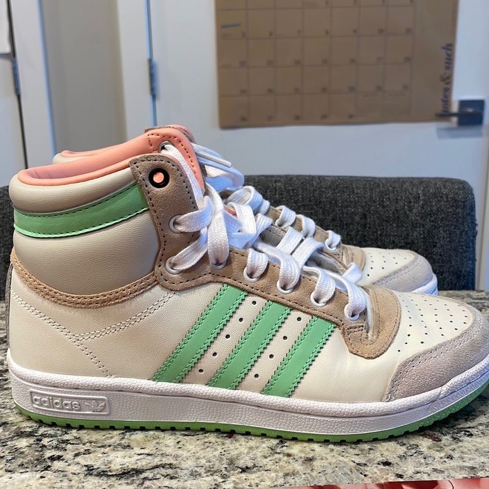 Adidas x Star Wars Hightop’s